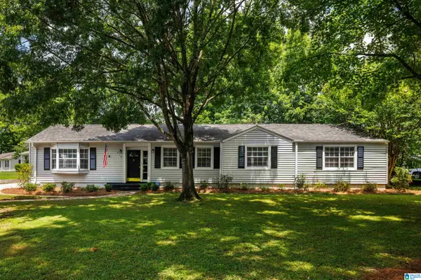 616 STRATHMORE ROAD, Birmingham, AL 35213