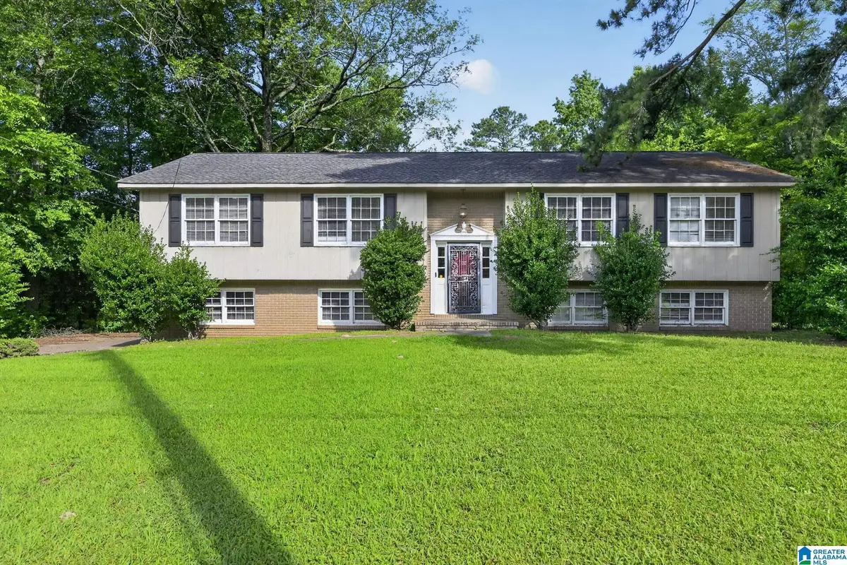 2108 11TH PLACE NW, Birmingham, AL 35215 - #1