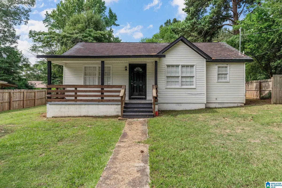 109 19TH AVENUE NW, Center Point, AL 35215 - #1