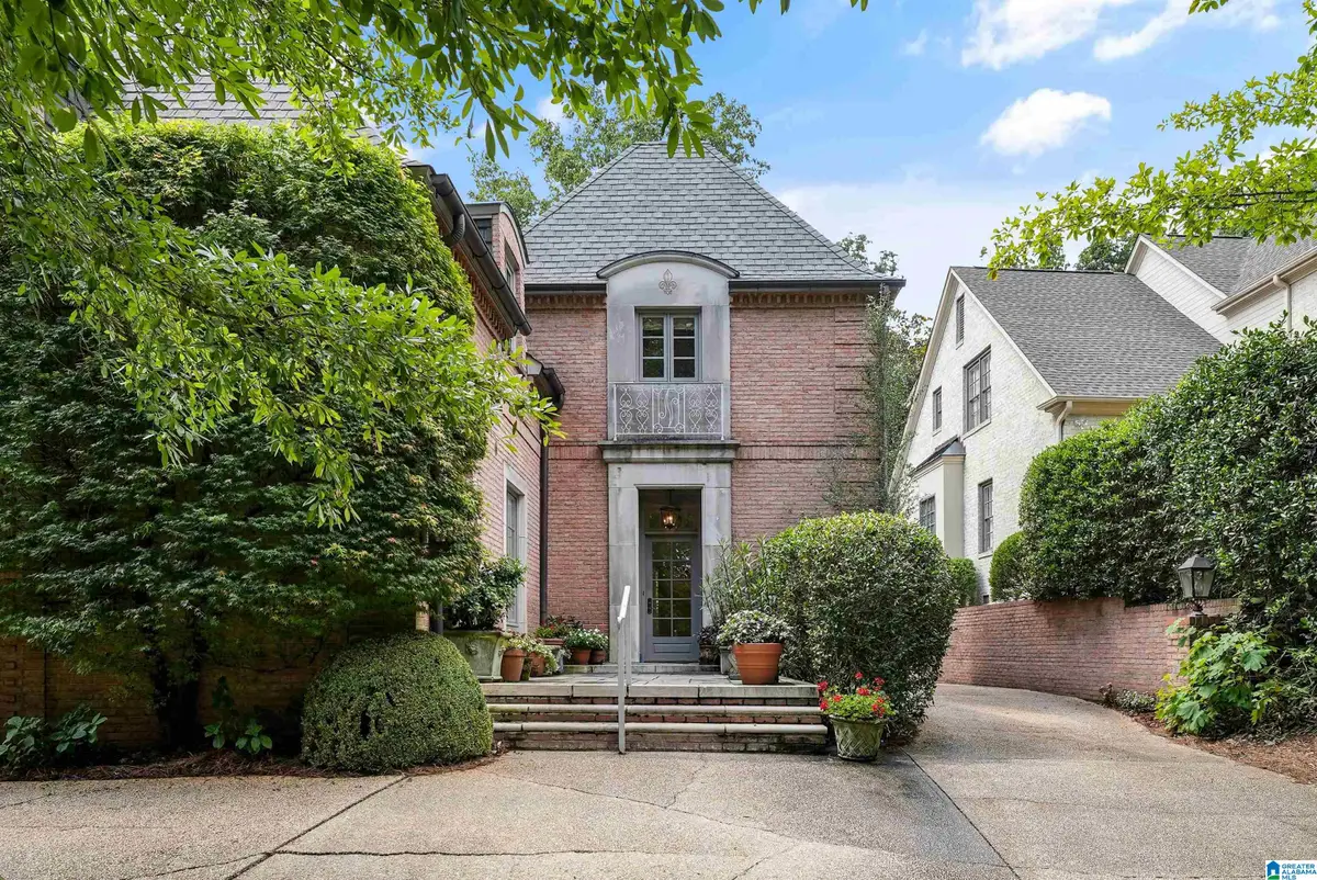 127 QUEENSBURY CRESCENT, Mountain Brook, AL 35223 - #1