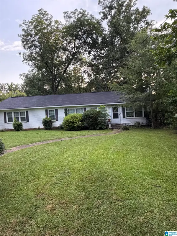 151 S CANNON AVENUE, Sylacauga, AL 35150