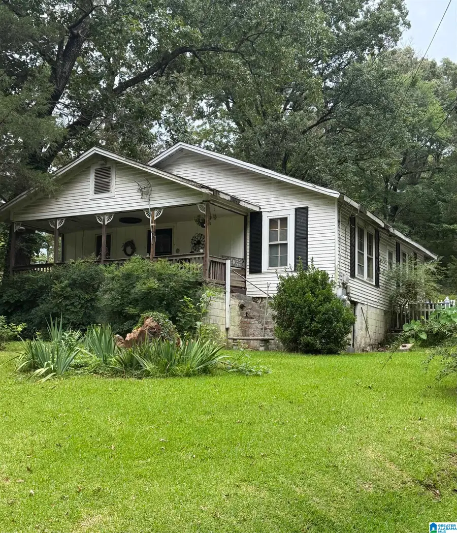 441 PINE HILL CIRCLE, Birmingham, AL 35217 - #2