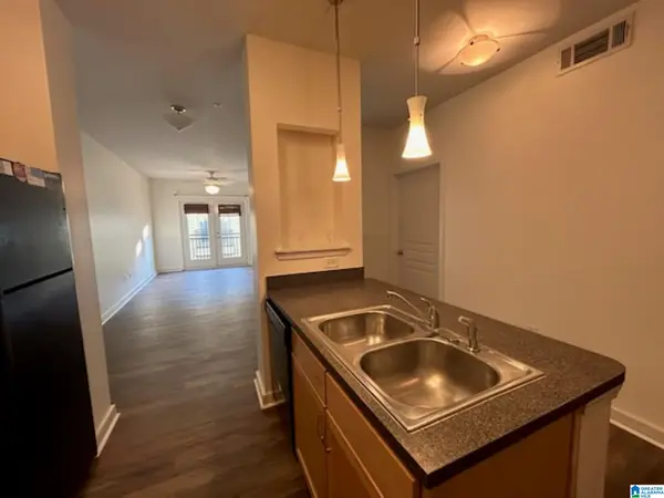 2020 5TH AVENUE, Birmingham, AL 35233