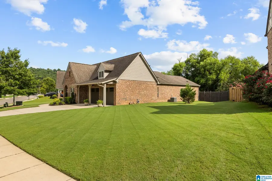 8083 CALDWELL DRIVE, Trussville, AL 35173 - #2