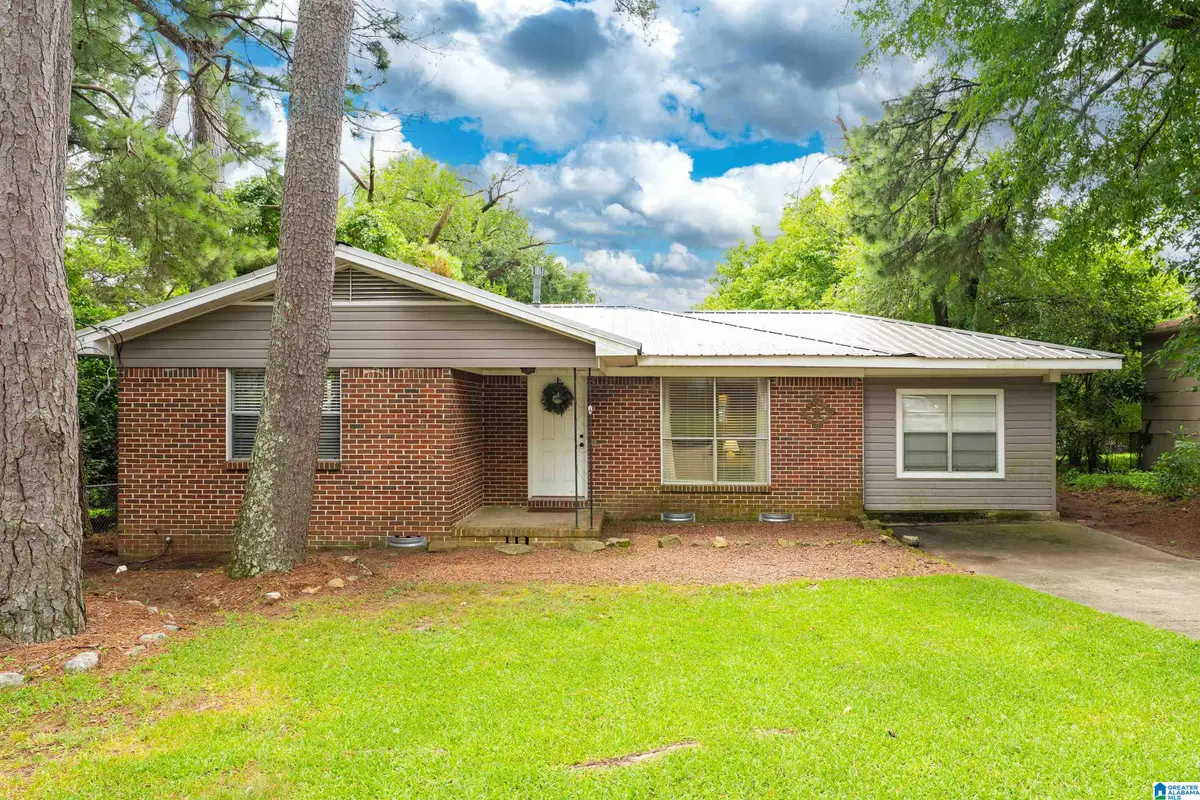 1121 ROBERT E LEE STREET, Leeds, AL 35094 - #1