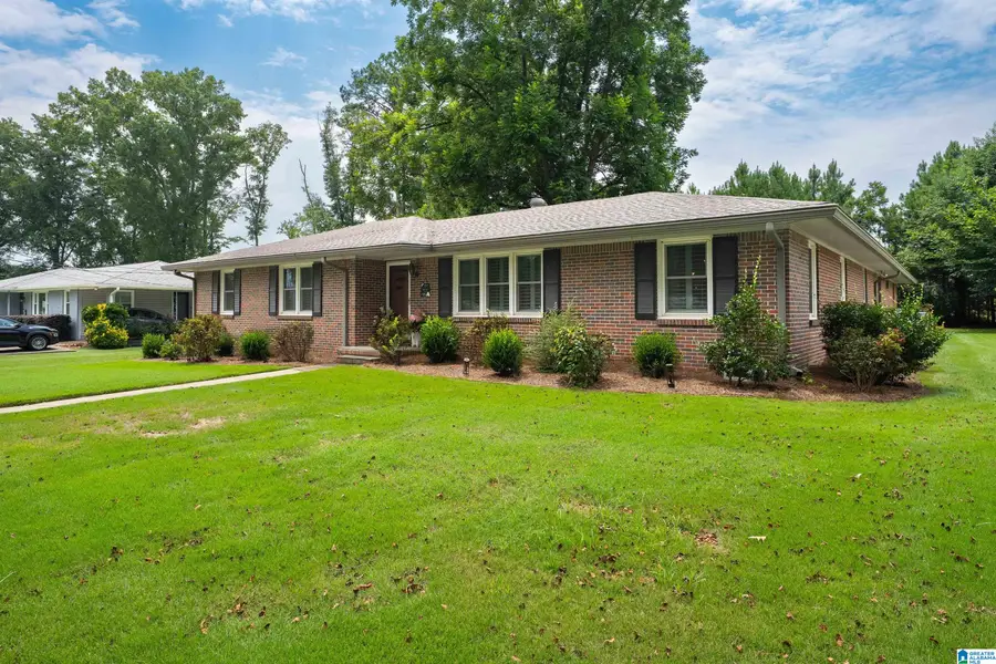 511 BIRCH STREET, Trussville, AL 35173 - #3