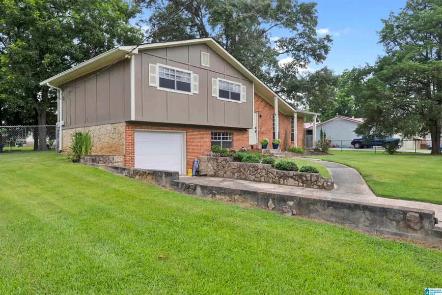 711 CHEROKEE TRAIL, Warrior, AL 35180 - #2