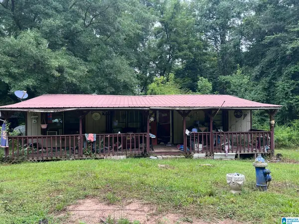 1600 JACKSONVILLE STREET, Weaver, AL 36277