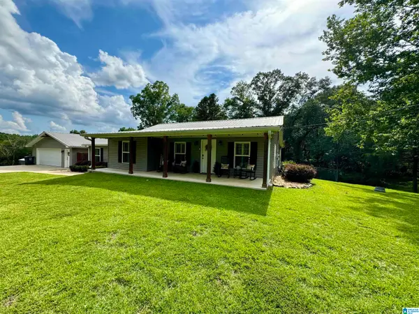 2365 JIM RANEY LANE, Bessemer, AL 35023