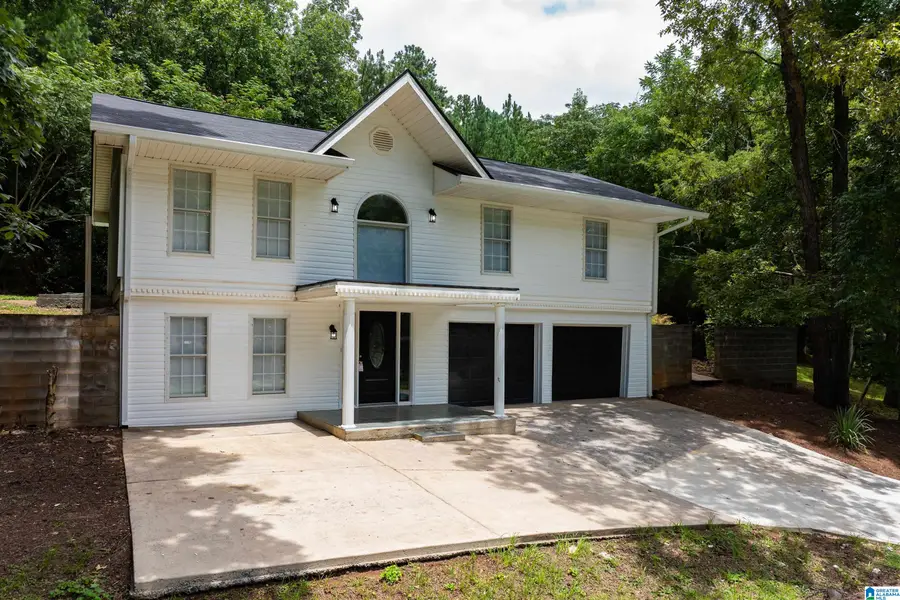 119 WILLOWBROOK DRIVE, Talladega, AL 35160 - #2