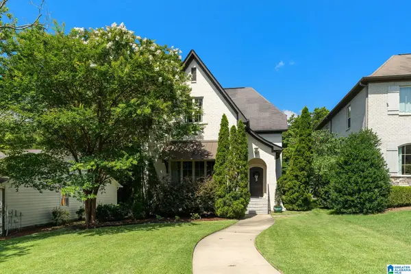 1212 VESTAVIA PLACE, Vestavia hills, AL 35216