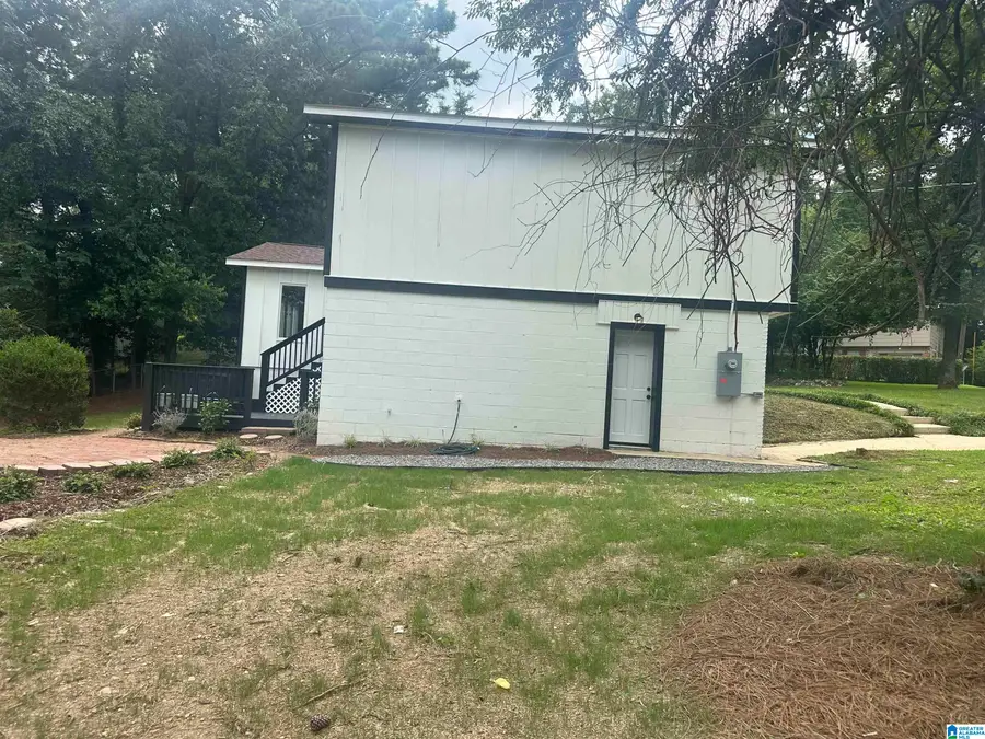 227 27TH COURT CIRCLE NW, Birmingham, AL 35215 - #2