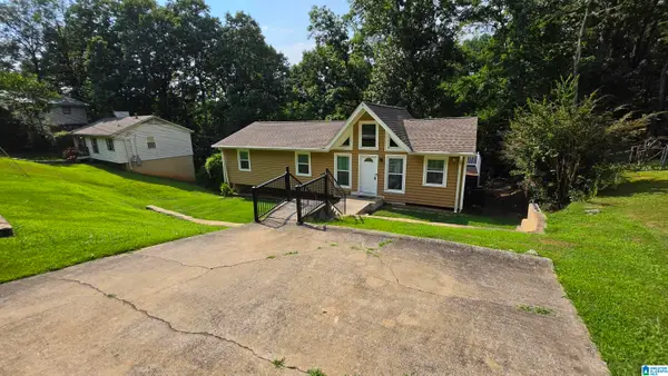 640 16TH TERRACE NW, Center point, AL 35215