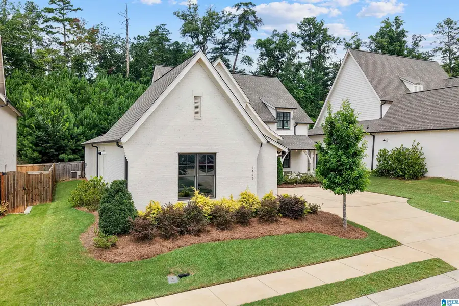 1715 HELEN RIDGE DRIVE, Vestavia Hills, AL 35242 - #3