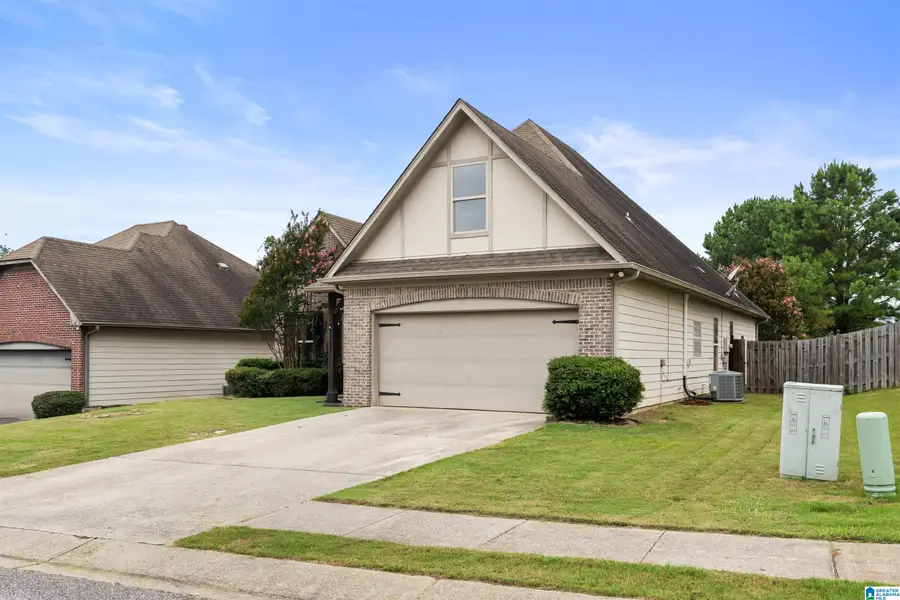 1009 PINE VALLEY DRIVE, Calera, AL 35040 - #3
