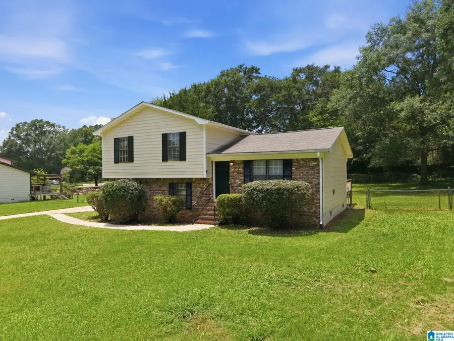 102 MEADOWGREEN LANE, Montevallo, AL 35115 - #2