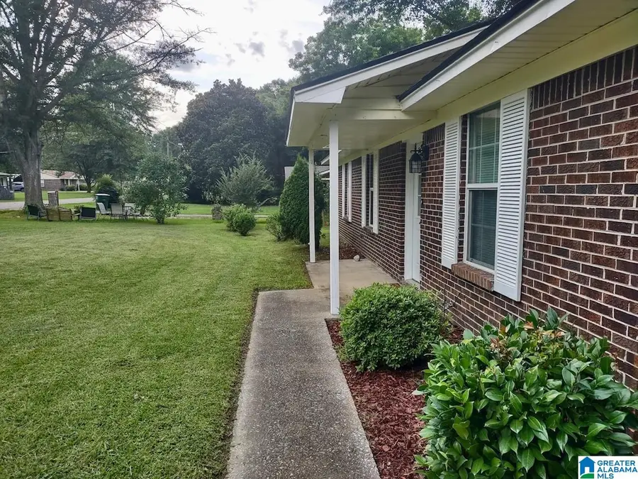 180 DREW STREET, Jemison, AL 35085 - #2