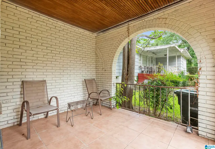 1438 27TH STREET, Birmingham, AL 35218 - #3