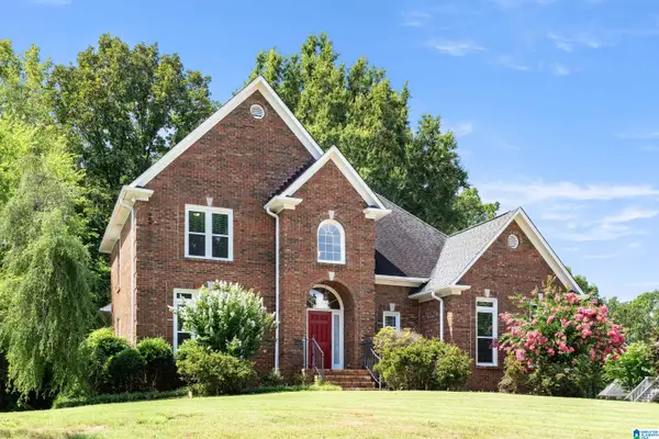 908 LESLIE LANE, Gardendale, AL 35071