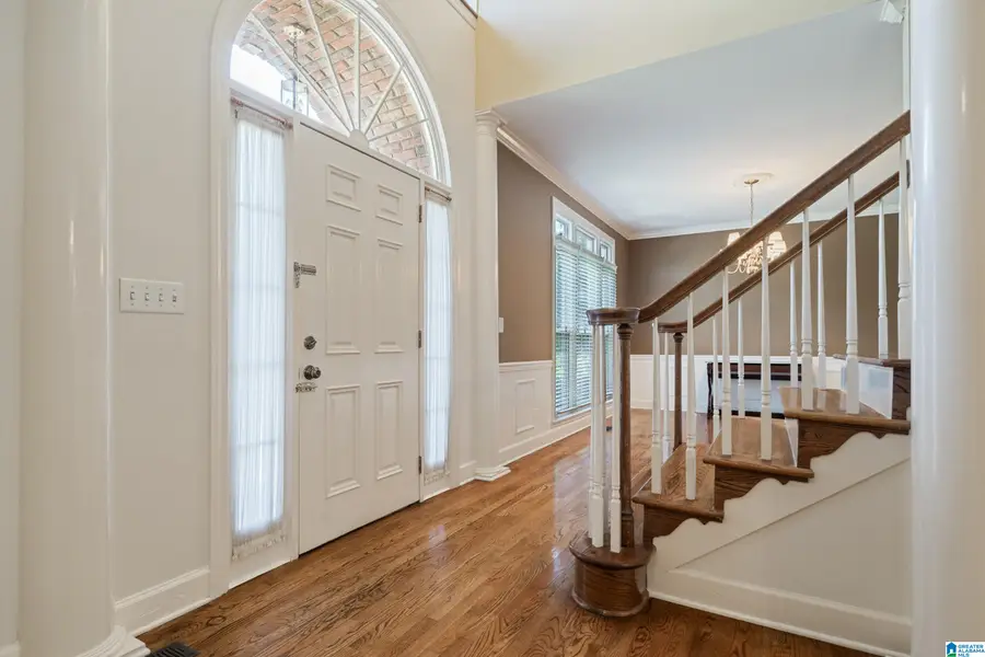 908 LESLIE LANE, Gardendale, AL 35071 - #2