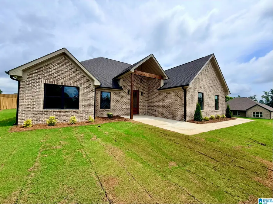 170 CREST LOOP ROAD, Clanton, AL 35045 - #2