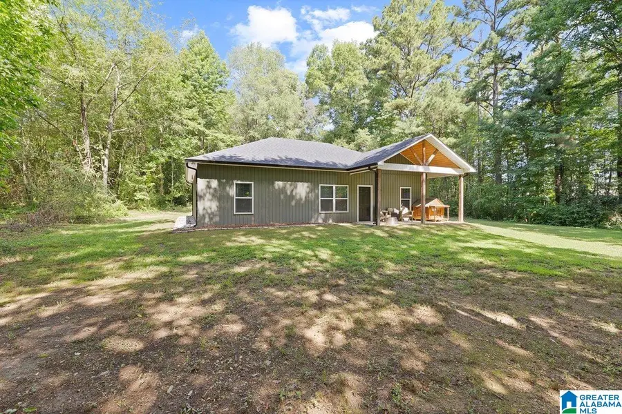 211 IRIS AVENUE, Oneonta, AL 35121 - #2