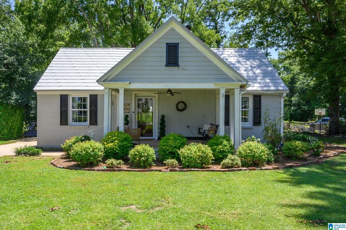 105 LAKE STREET, Trussville, AL 35173 - #1