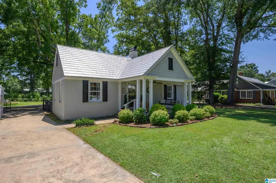 105 LAKE STREET, Trussville, AL 35173 - #2
