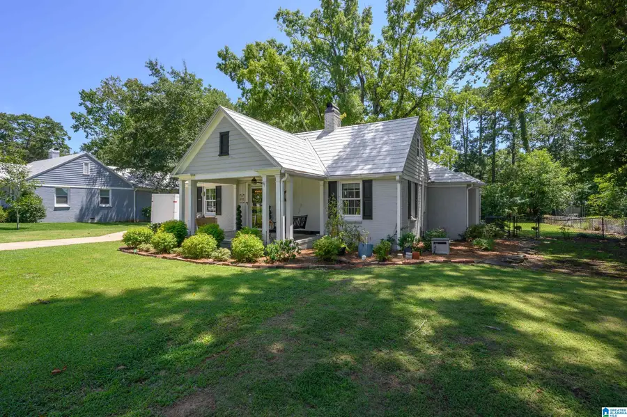 105 LAKE STREET, Trussville, AL 35173 - #3
