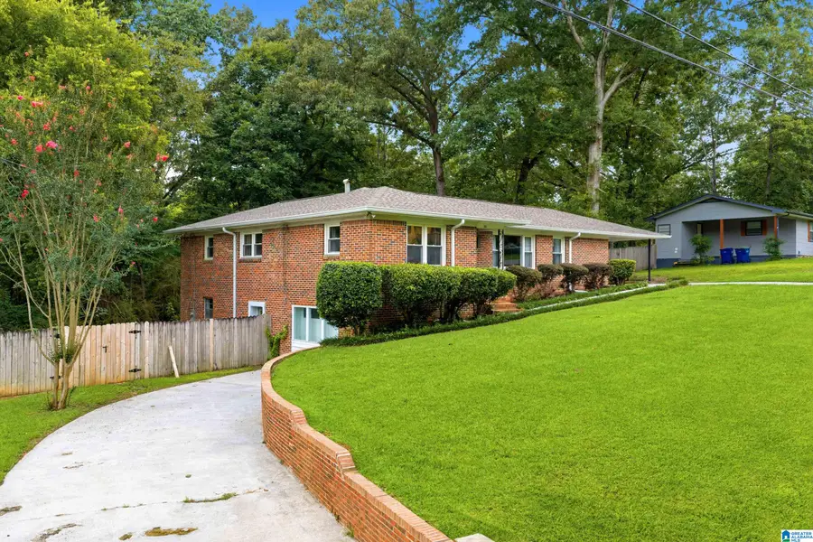 341 11TH STREET NW, Alabaster, AL 35007 - #3