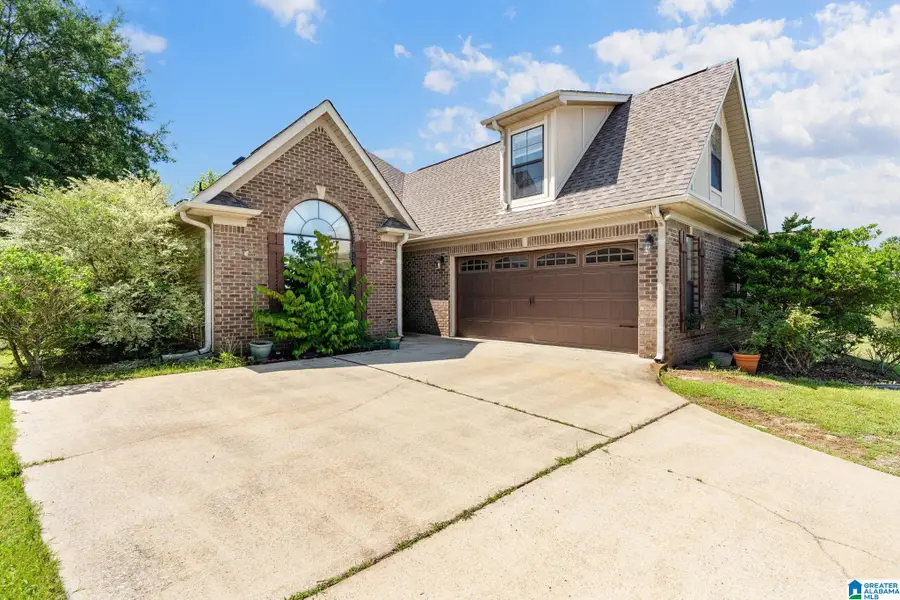 1041 EMERALD RIDGE DRIVE, Calera, AL 35040 - #3