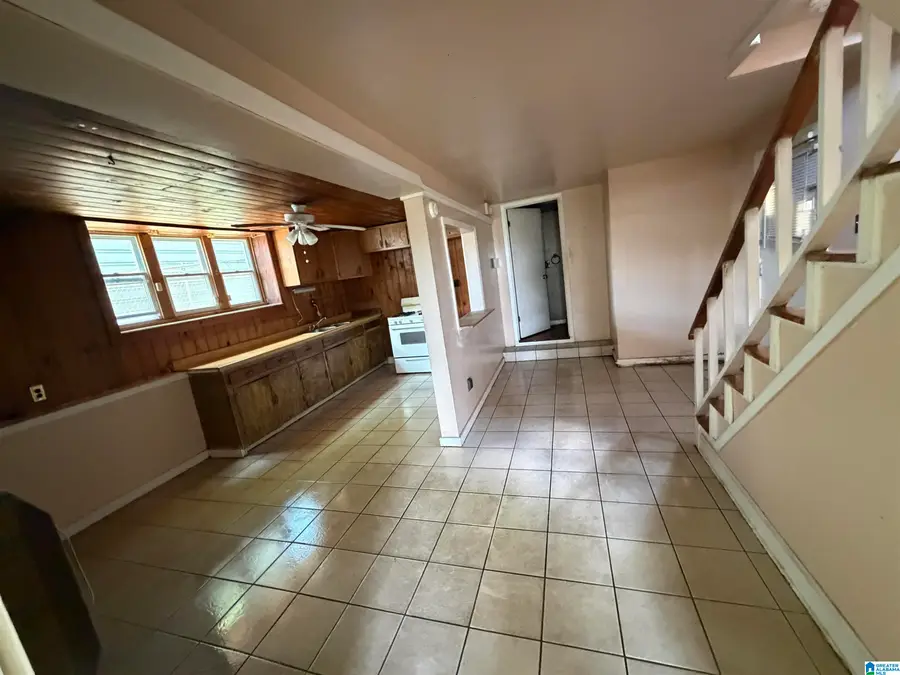 1624 32ND STREET ENSLEY, Birmingham, AL 35208 - #3