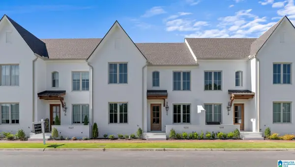 1123 THE TOWNES, Tuscaloosa, AL 35406