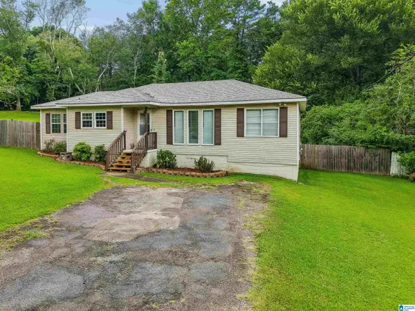 2220 NW 1ST STREET, Birmingham, AL 35215