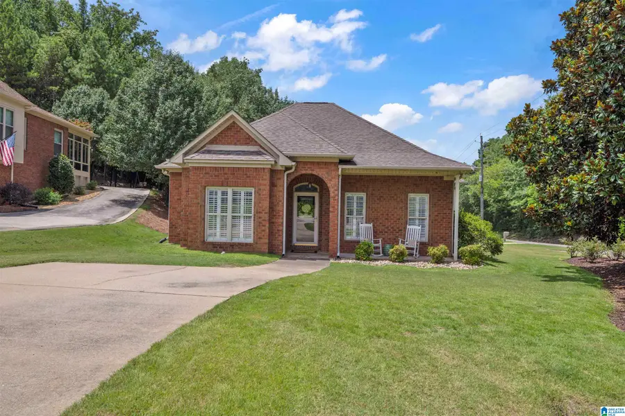 501 MAGNOLIA CREST CIRCLE, Gardendale, AL 35071 - #2