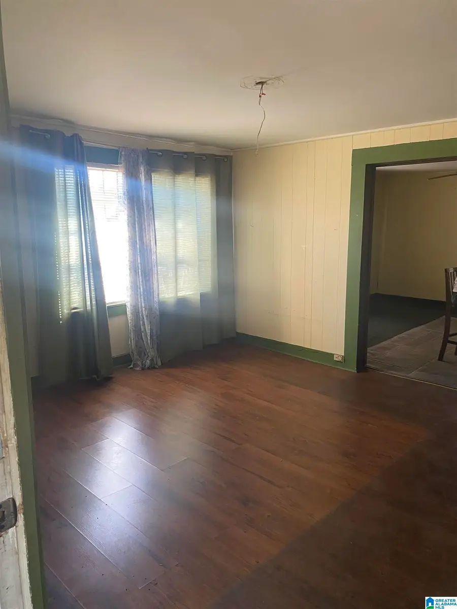 3206 4TH AVENUE N, Bessemer, AL 35020 - #2