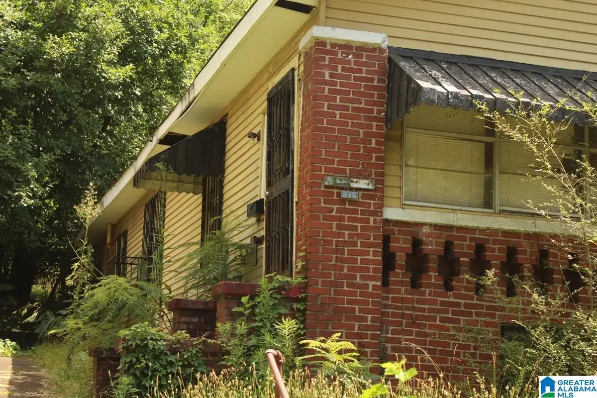 519 54TH STREET, Fairfield, AL 35064 - #1