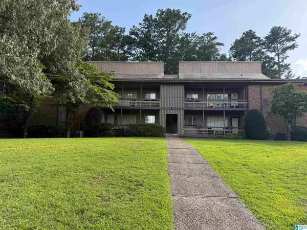 3101 LORNA ROAD, Hoover, AL 35216