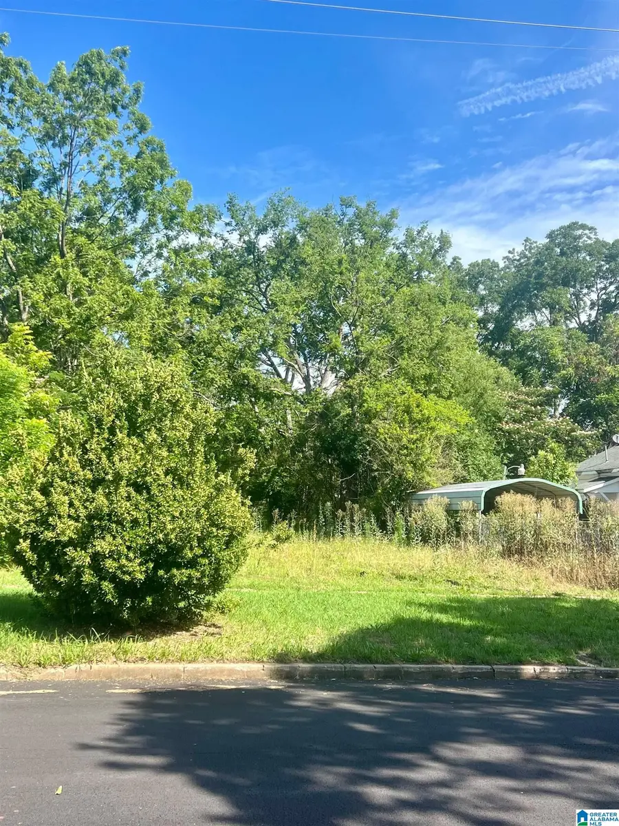 1512 AVENUE I, Birmingham, AL 35218 - #2
