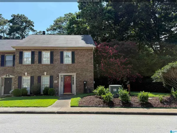 1940 MOUNTAIN LAUREL LANE, Hoover, AL 35244
