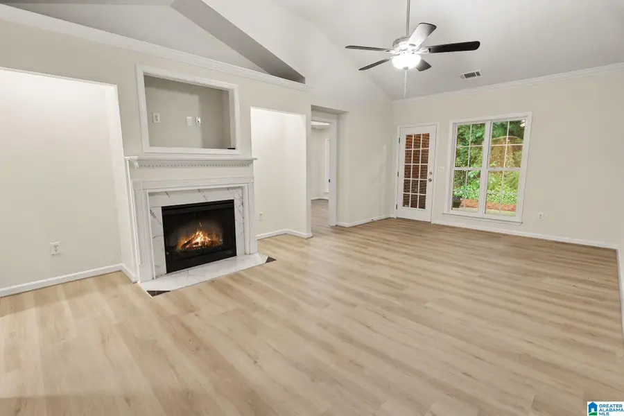 118 HAYESBURY LANE, Pelham, AL 35124 - #2