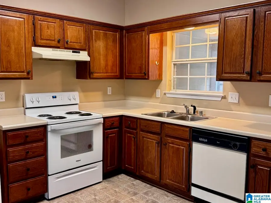 155 CHASE CREEK CIRCLE, Pelham, AL 35124 - #2