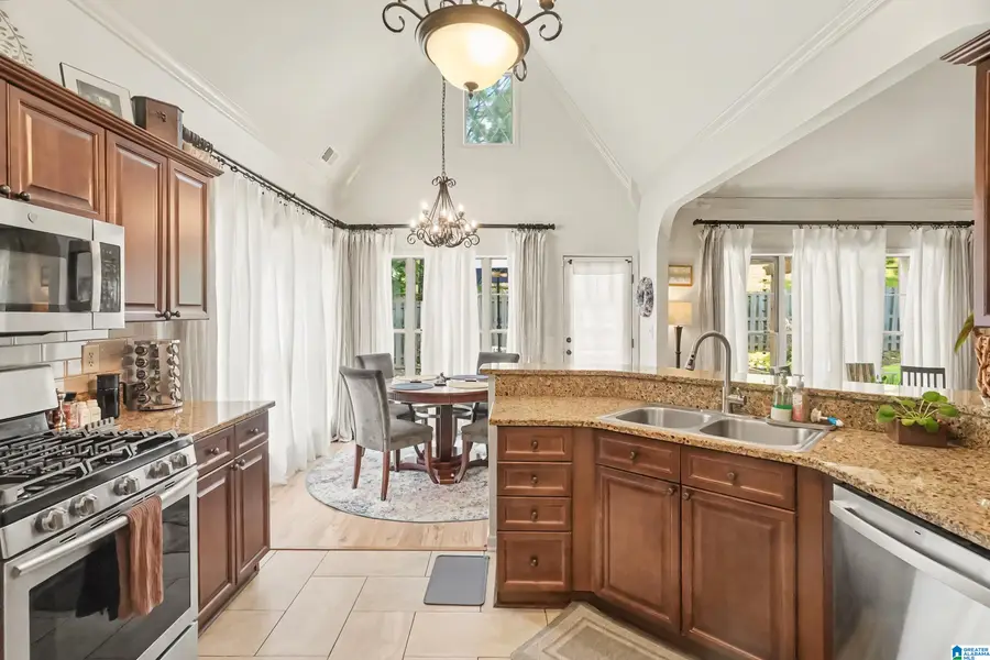 153 EAGLE COVE DRIVE, Pelham, AL 35124 - #3