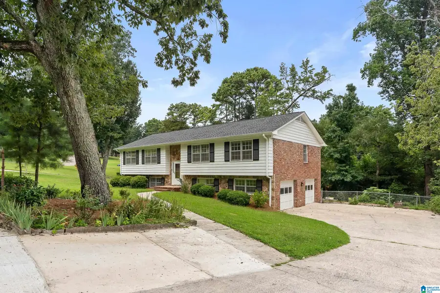 2601 FARGO DRIVE, Vestavia Hills, AL 35226 - #2