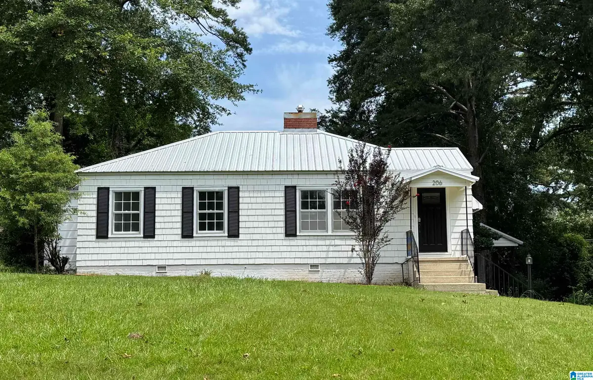 206 BAY STREET, Sylacauga, AL 35150 - #1