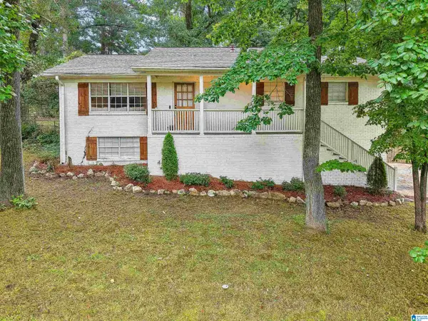 509 LYNNWOOD CIRCLE, Gardendale, AL 35217
