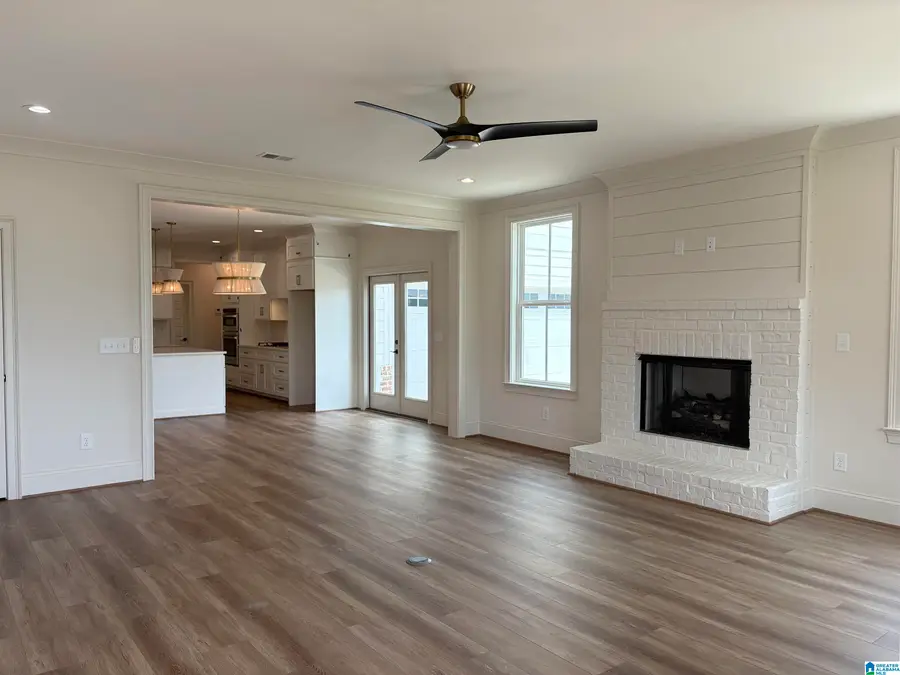 312 CORNWALL DRIVE, Alabaster, AL 35114 - #2