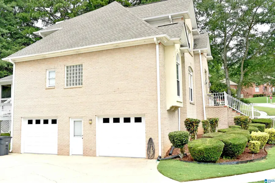 5773 WILLOW LAKE DRIVE, Hoover, AL 35244 - #3