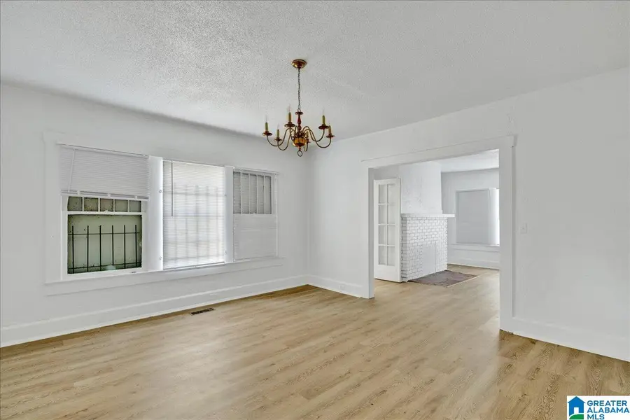 2224 28TH STREET ENSLEY, Birmingham, AL 35218 - #2