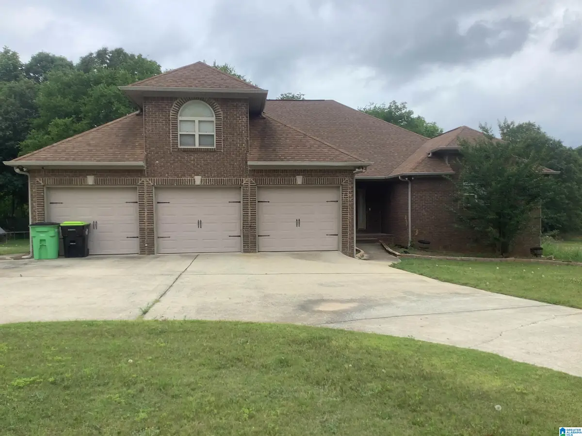 136 VILLAGE TRACE DRIVE, Springville, AL 35146 - #1